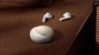 Luxury-Like Audiophile Earbuds Image 3