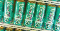 Collaboration Canned Tea Fashions Image 1