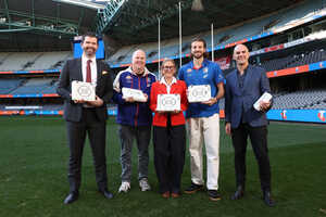 Game-Changing Sports Fan Experiences: Telstra Touch and Track ...