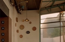 Dynamic Layered Interior Caf&eacute;s