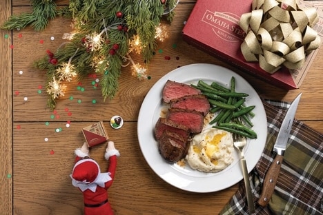 Elf-Sized Festive Feasts