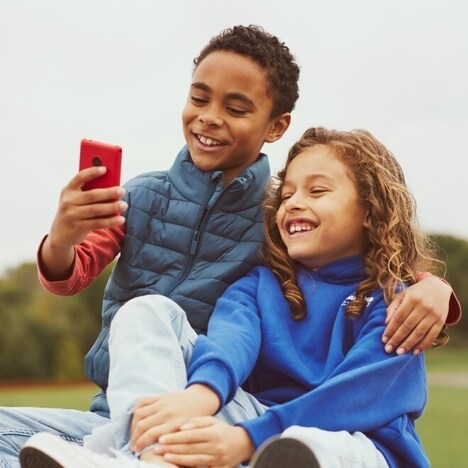 Kid-Friendly Hybrid Phones