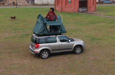 Ultra-Lightweight Car Roof Tents