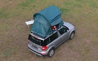 Ultra-Lightweight Car Roof Tents Image 7