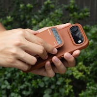 Sustainable Tactile Smartphone Cases Image 3