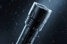 Subzero Sodium-Ion Battery Flashlights