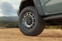 Midsize Performance Pickup Trucks Image 3