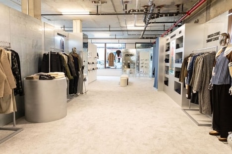 Wintry Retail Activations