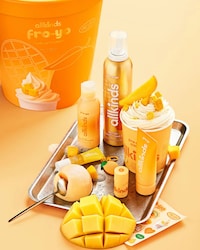 Dessert-Inspired Shower Sets Image 3
