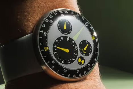 Sculpted Hybrid Watches