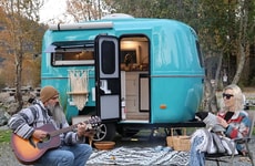 One-Piece Exterior Egg Trailers