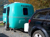 One-Piece Exterior Egg Trailers Image 5
