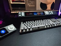 Modular Desktop Control Peripherals Image 2