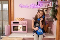 Heartfelt Message Hotlines Image 1