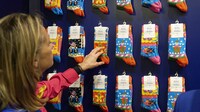 Experiential Sock Pop-Ups Image 1