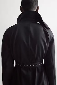 Minimal Tailored Fall Fashion Image 2
