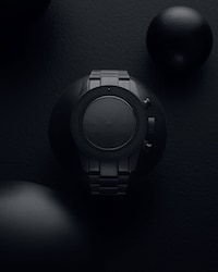 Stealthy All-Black Timepieces Image 3