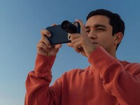 Hyper-Zoom Smartphone Lenses