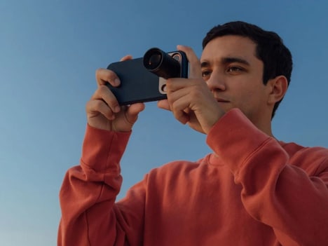 Hyper-Zoom Smartphone Lenses