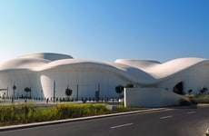 Responsive Light Museums