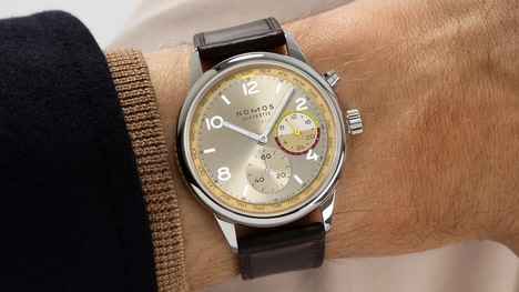 Chic Champagne-Hued Timepieces