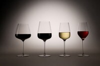 Premium Crystal Wine Glasses Image 2
