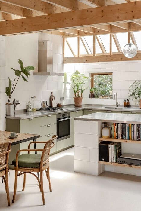 Flexible Family Spaces