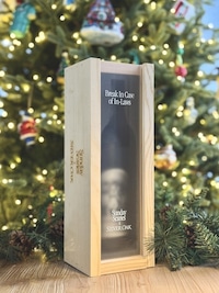 Limited-Edition Holiday Wine Boxes