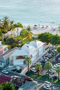 Tropical Timber Schools Image 3