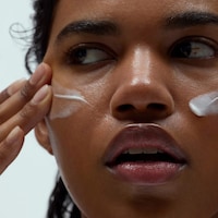 Colloidal Oatmeal Treatment Moisturizers Image 1