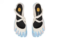 Minimalist Training Shoes Image 3