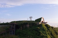 Earthen Timber Viewing Pavilions Image 1