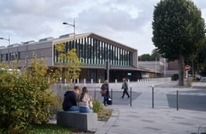 Terraced School Complexes