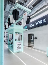 Athletic Brand Flagship Stores Image 5