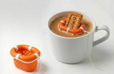 Bright Cookie Dunking Tools