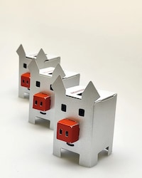 Paper-Made Piggy Banks Image 2