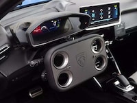 Rectangular Steering Controls Image 1