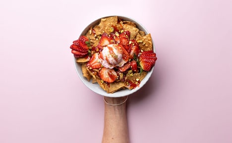 Cinnamon-Dusted Tortilla Chips