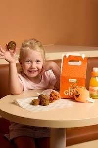 Health-Minded Fast Food Meals Image 1
