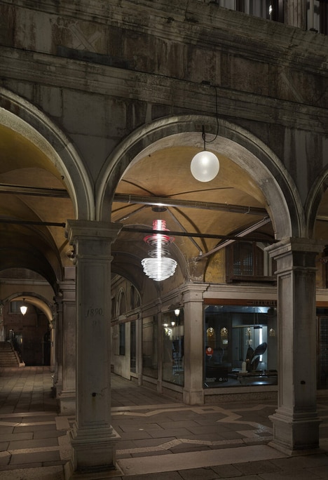Murano Lighting Chandeliers
