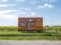 Light Filled Tiny Houses Image 2