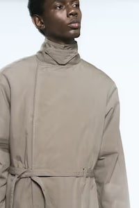 Biomimetic Fashion Lines Image 4