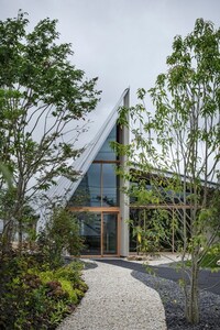 Metal Roof Topped Offices Image 2