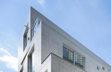 Minimalist Concrete Complexes