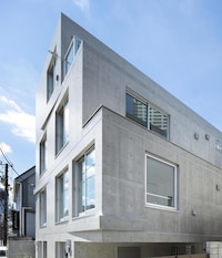 Minimalist Concrete Complexes Image 1