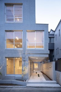 Minimalist Concrete Complexes Image 4