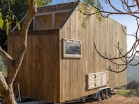 Off-Grid Tiny Houses Image 3