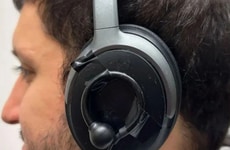 AI Conversation Headphones