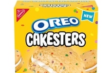 Soft-Baked Cookie Cake Snacks