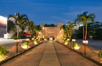 Life-Size Sandcastle Restaurants Image 1